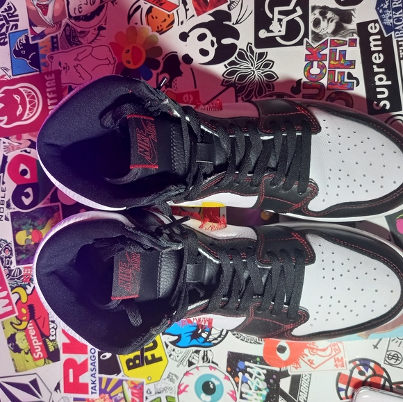 Jordan 1 defiant white black gym red - Picture 13 of 14